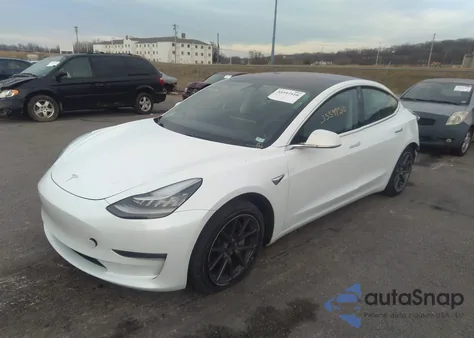 2018 Tesla Model 3 from USA, damaged, VIN 5YJ3E1EA0JF035288